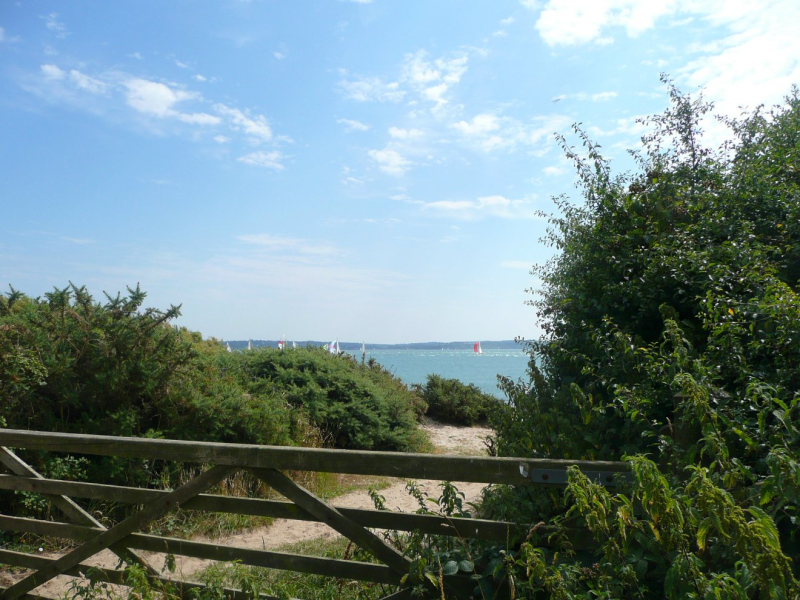 Path to lepe beach