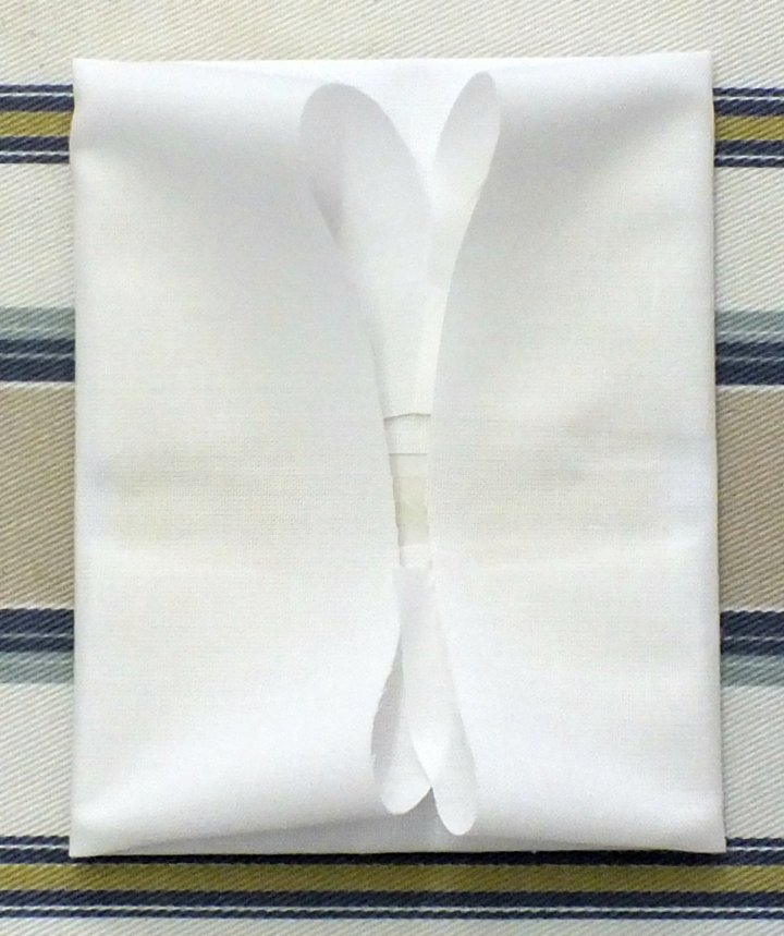 All four sides folder over