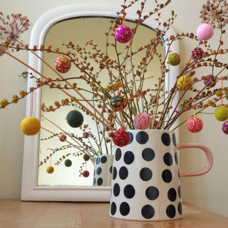 Autumn felt beads on table